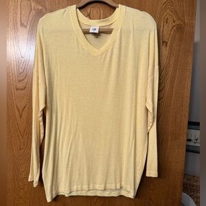 Cabi Light Yellow V-Neck Long Sleeve Tee